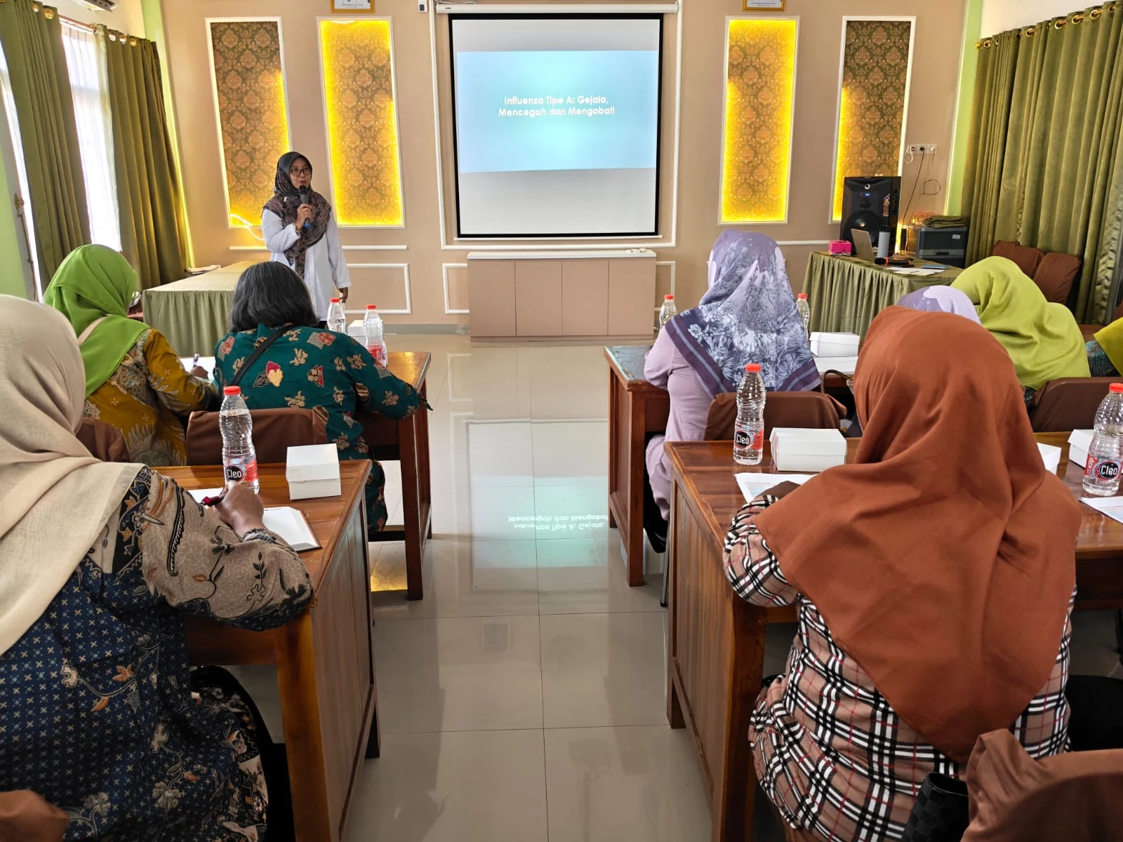 Pertemuan Kader Posyandu: Penguatan Edukasi Penyakit Menular dan Optimalisasi Posyandu Siklus Hidup
